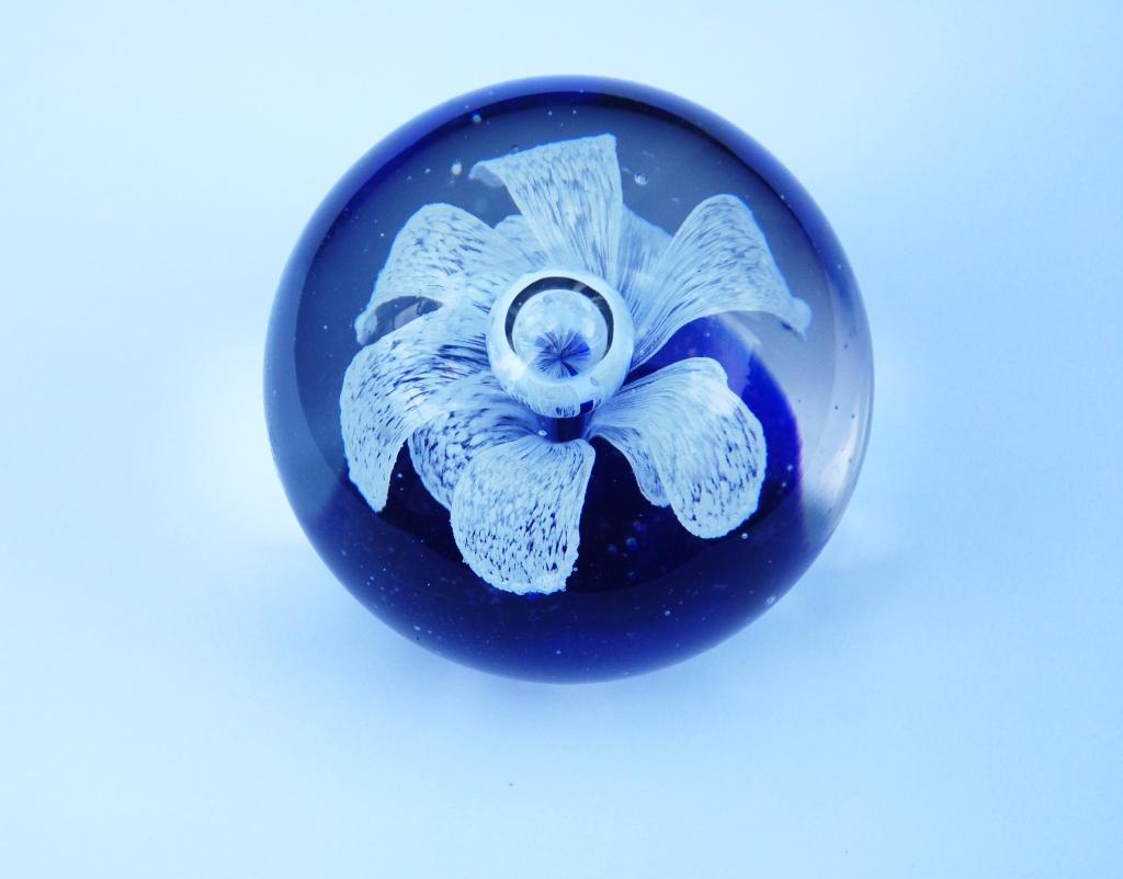 Paperweight/glazen bol 2, Ophalen of Verzenden