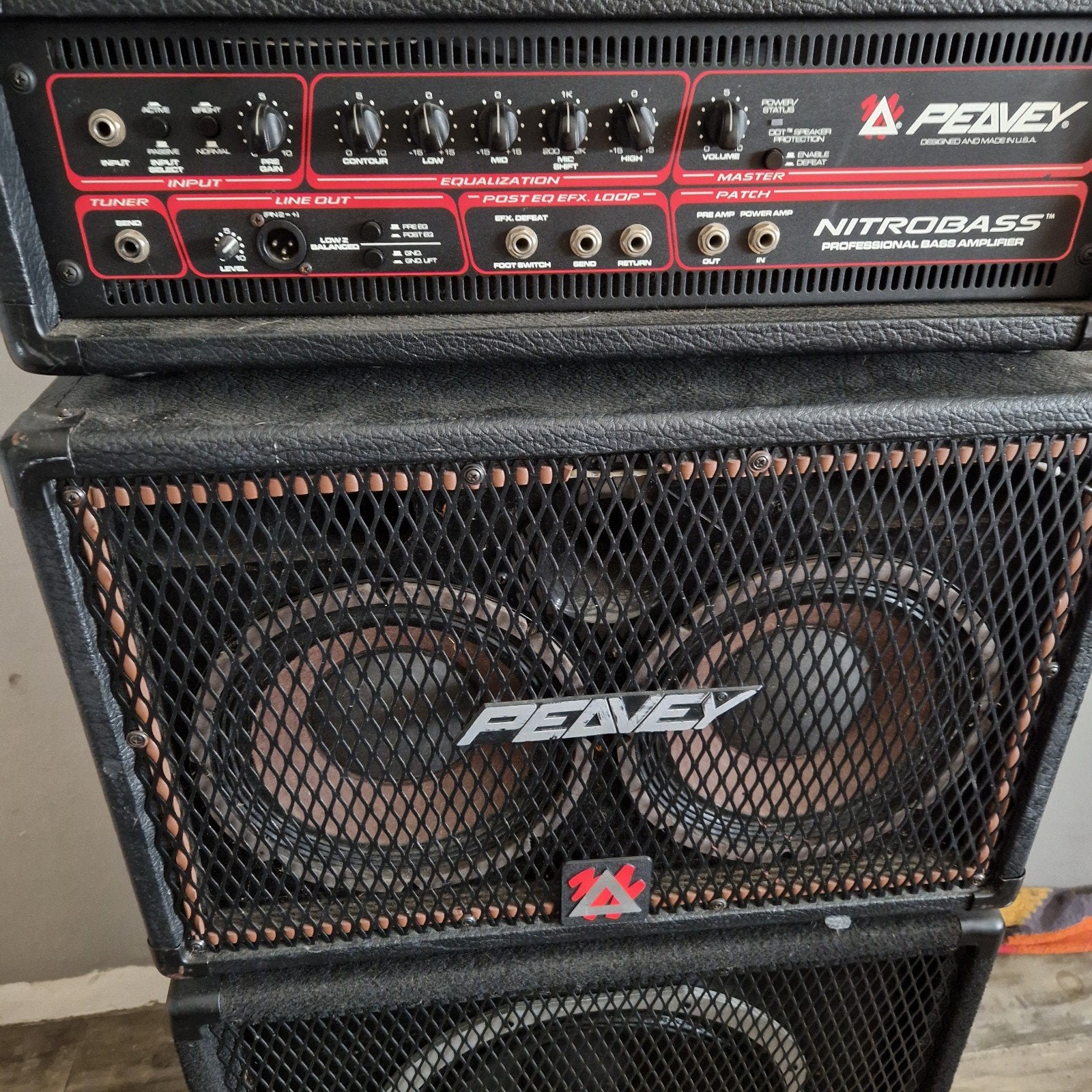 Bas versterker + 2 boxen. merk Peavy, Ophalen, 100 watt of meer