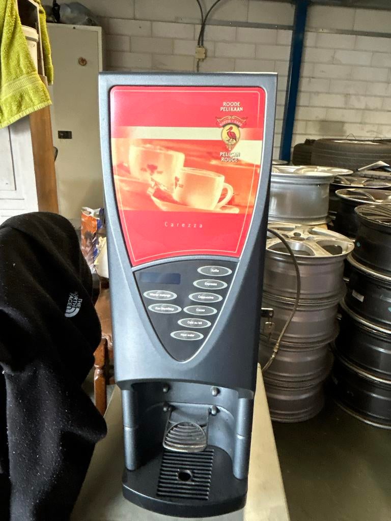 Koffiemachine in zeer goede staat - Roode Pelikaan Carezza, Ophalen of Verzenden, Zo goed als nieuw, Koffiemachine, Koffiebonen