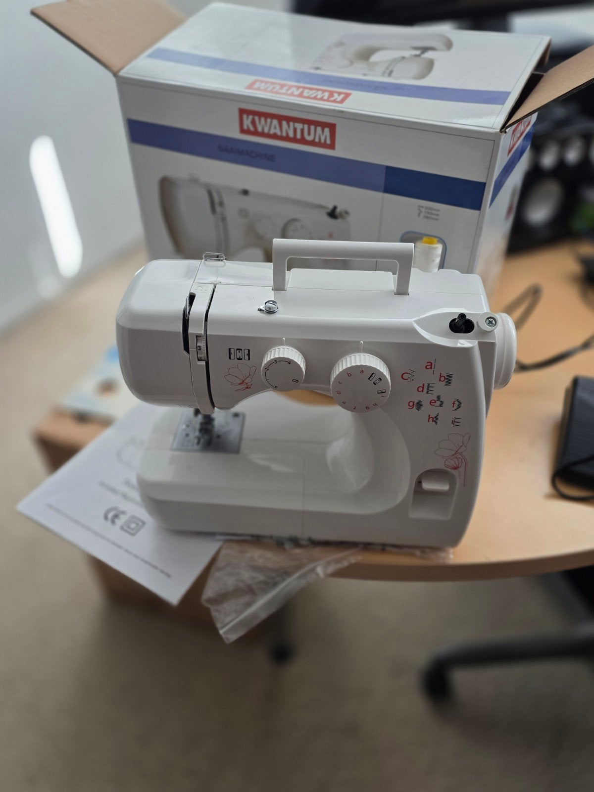 Nieuwe Kwantum Naaimachine - Ongebruikt in Doos, Ophalen of Verzenden, Nieuw, Naaimachine, Overige merken