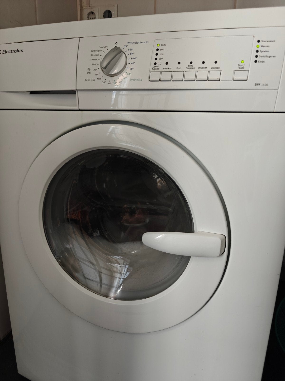Electrolux EWF 1420 Wasmachine, 1400 toeren., Ophalen, 1200 tot 1600 toeren, Gebruikt, 4 tot 6 kg