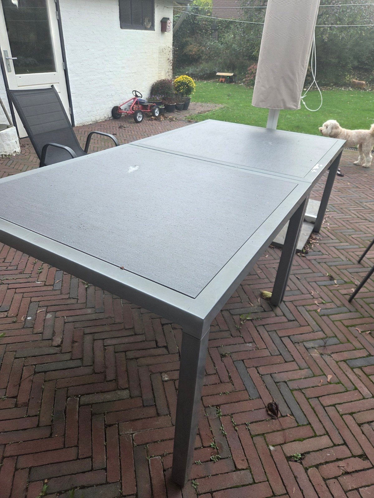 Tuintafel met natuursteen blad, Ophalen, Gebruikt, Vierkant, Aluminium