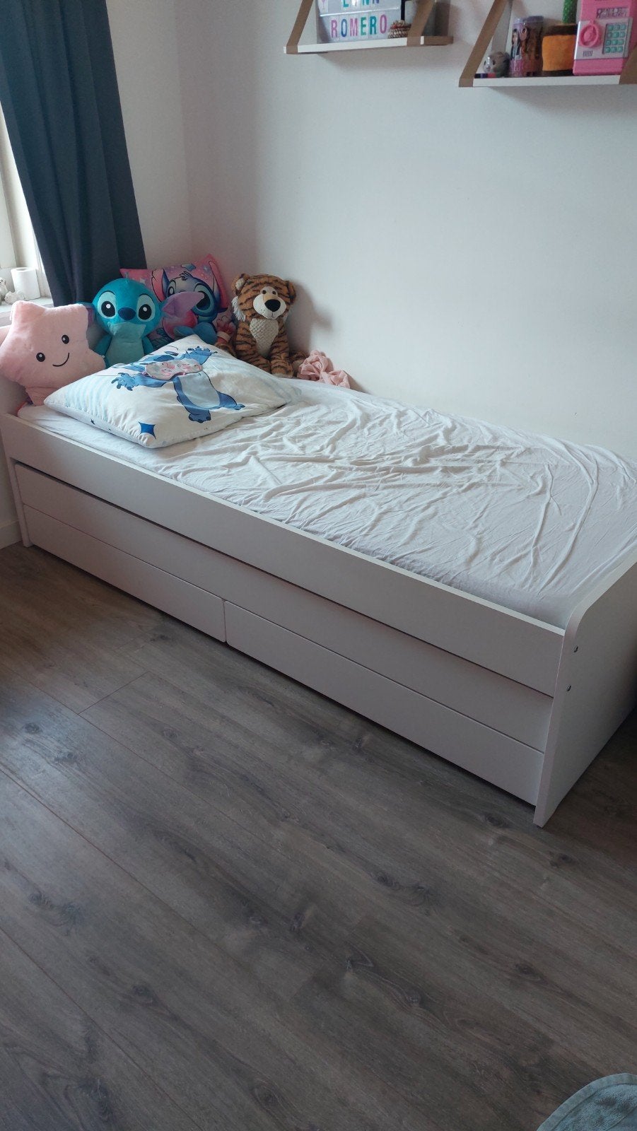 Släkt 1 persoons bed, Ophalen, Zo goed als nieuw, Eenpersoons