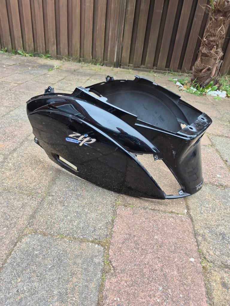 Piaggio Zip SP voorkap - Zwart, Fietsen en Brommers, Brommeronderdelen | Scooters, Ophalen of Verzenden, Gebruikt, Kap, Piaggio
