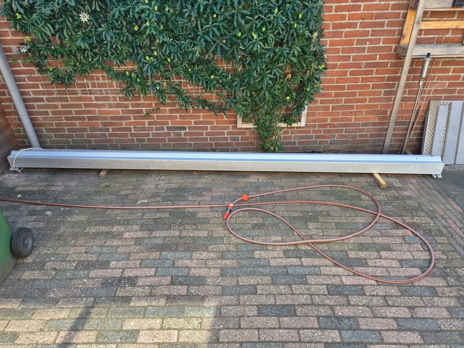 Zonnescherm., 150 tot 300 cm, Ophalen, Gebruikt, Knikarmscherm