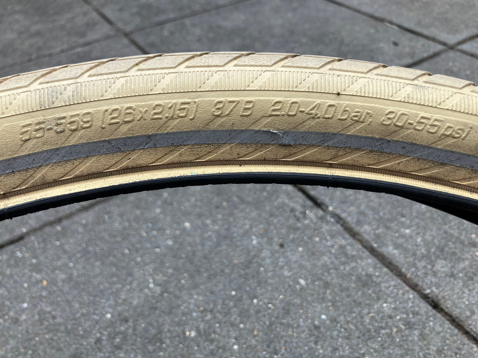 Buitenband cargo long 26x2.15, Ophalen, Gebruikt