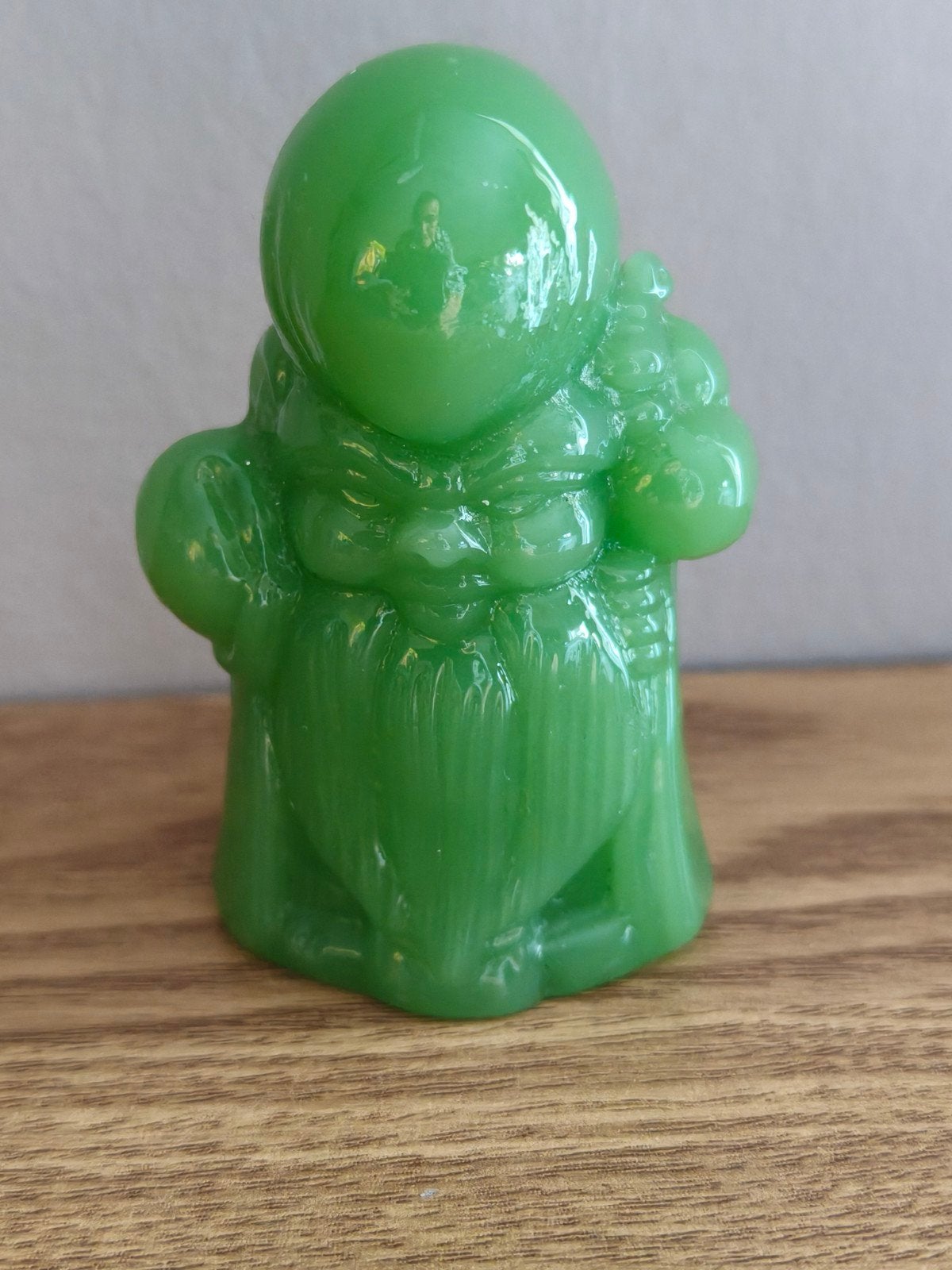 Vintage jadegroen glazen beeldje – Geluksgod Fukurokuju, Japan, Ophalen of Verzenden, Glas
