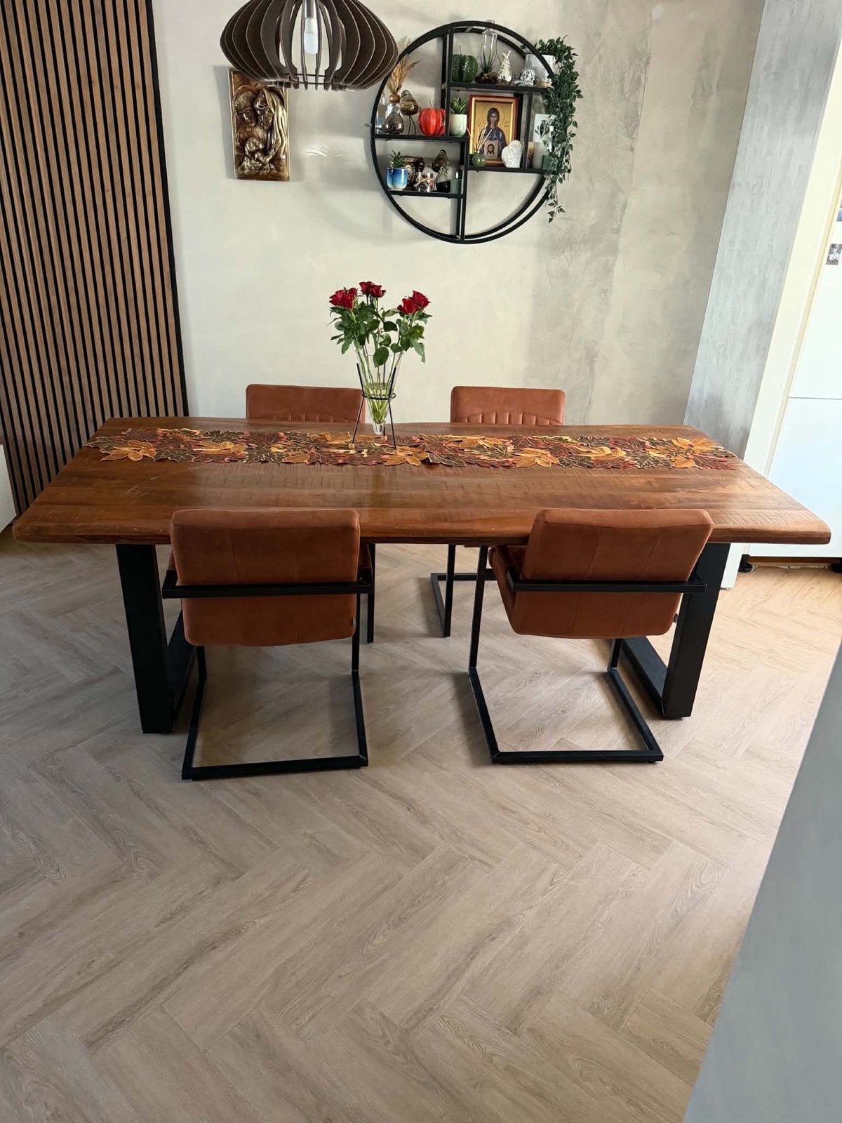 Robuuste eettafel met metalen onderstel, Huis en Inrichting, Ophalen, 200 cm of meer, 50 tot 100 cm, Zo goed als nieuw