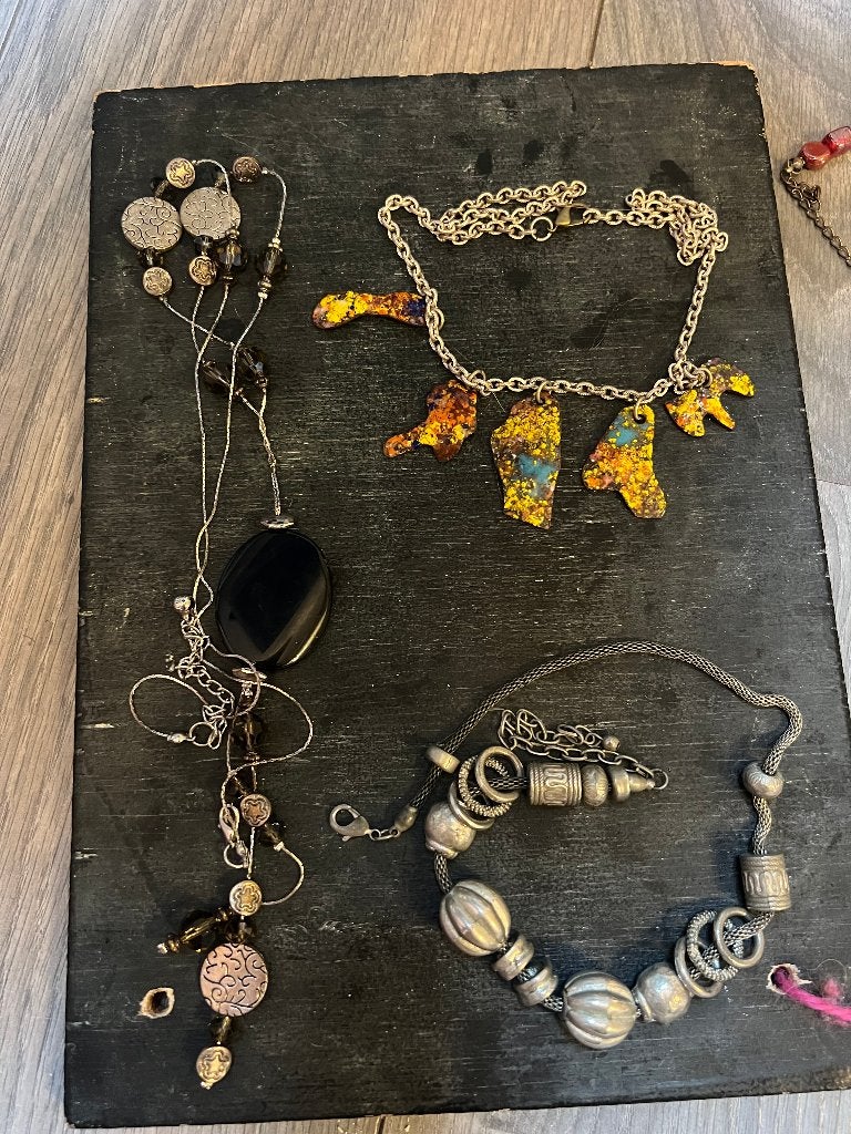 Vintage retro bedelketting emaille verzilverd etnisch boho, Sieraden, Tassen en Uiterlijk, Kettingen, Overige materialen, Ophalen of Verzenden