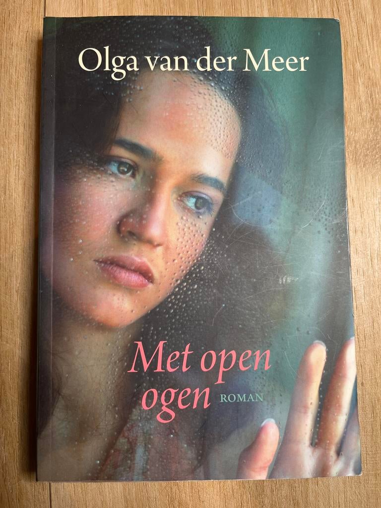 Met open ogen - Olga van der Meer, Boeken, Ophalen of Verzenden, Gelezen, Nederland