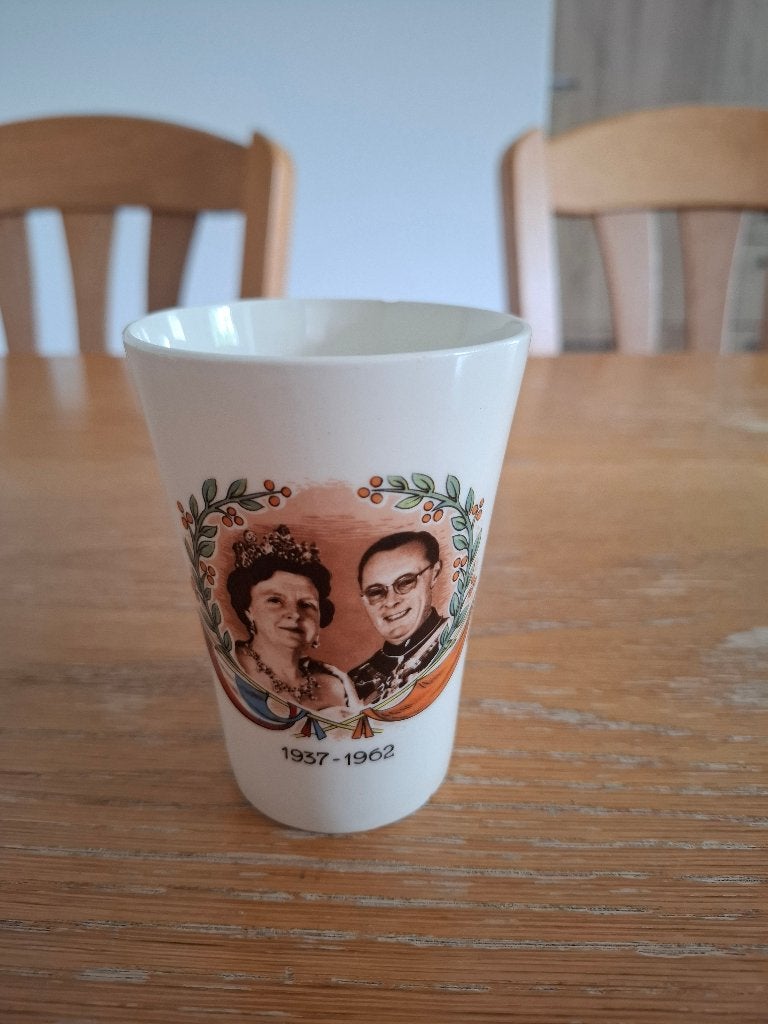 Koninklijk Huis, Verzamelen, Koninklijk Huis en Royalty, Ophalen of Verzenden, Gebruikt, Servies