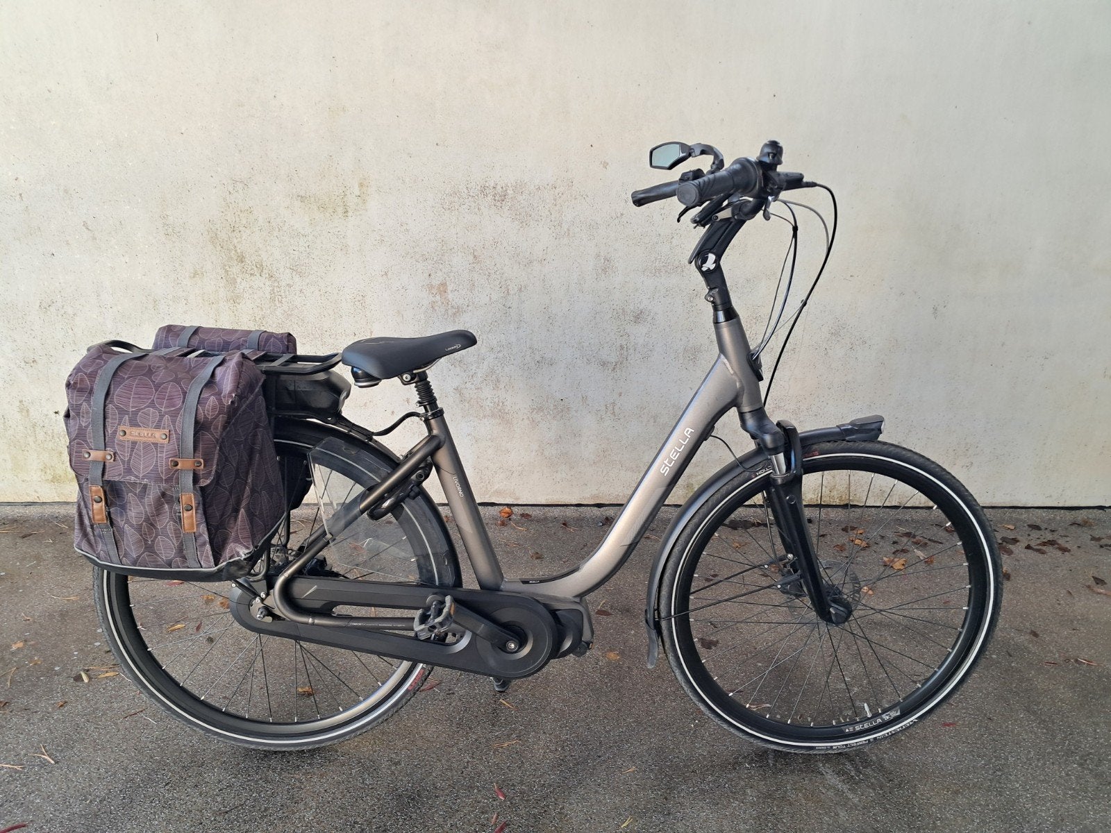 Stella Livorno elektrische fiets met lage instap, 51 tot 55 cm, Ophalen, Gebruikt, 50 km per accu of meer