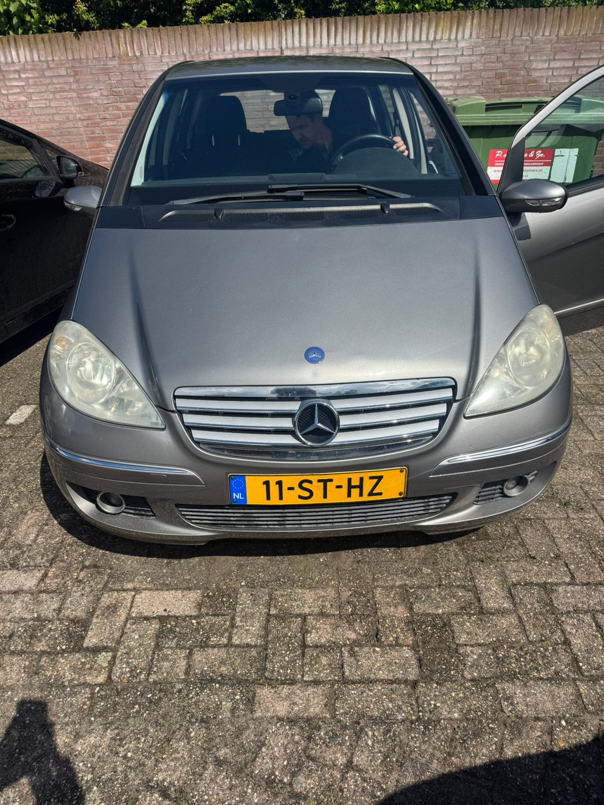 Mercedes-Benz A-Klasse 1.5 A160 5DRS 2006 Grijs, Auto's, Mercedes-Benz, Voorwielaandrijving, 15 km/l, 1498 cc, 400 kg
