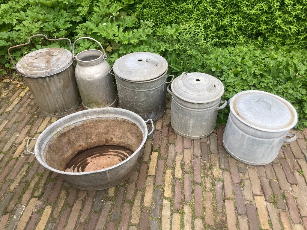 Grote zinken gietijzer teil emmers melkbus vuilnisemmer, Ophalen of Verzenden, Gebruikt, Zink, Met deksel