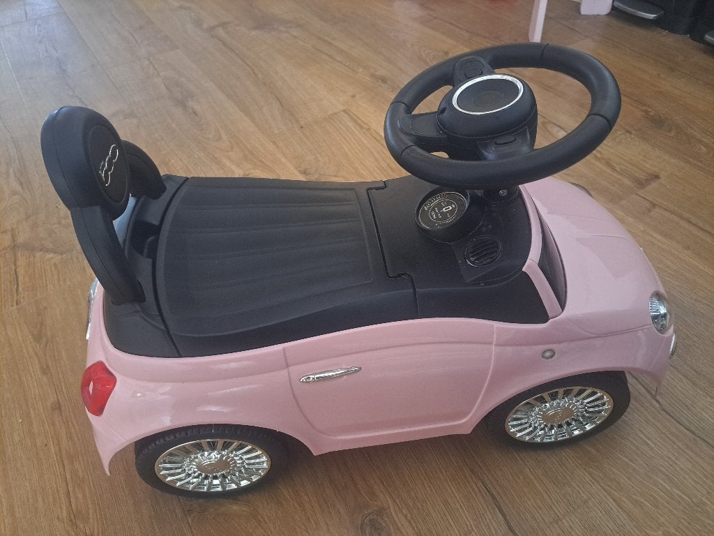 Roze fiat 500 loopauto, Ophalen, Gebruikt