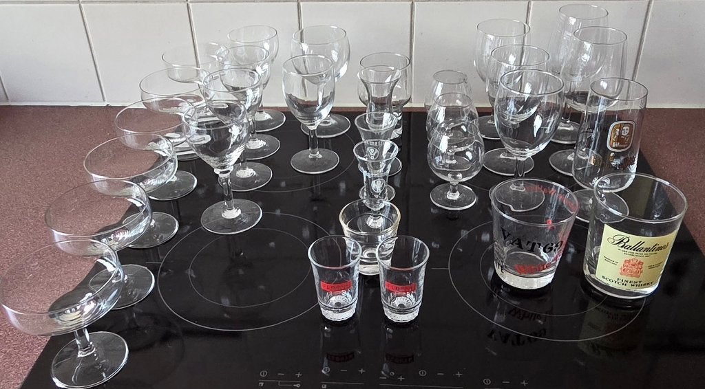 Glazen, verschillende types, Verzamelen, Glas en Borrelglaasjes, Ophalen, Zo goed als nieuw, Overige typen