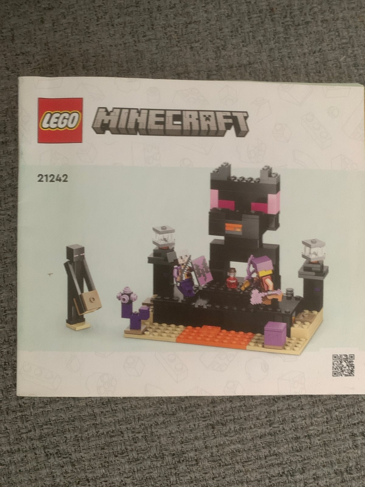 Lego Minecraft 21242 De Eindarena, Kinderen en Baby's, Speelgoed | Duplo en Lego, Minecraft, Lego, Ophalen of Verzenden, Zo goed als nieuw