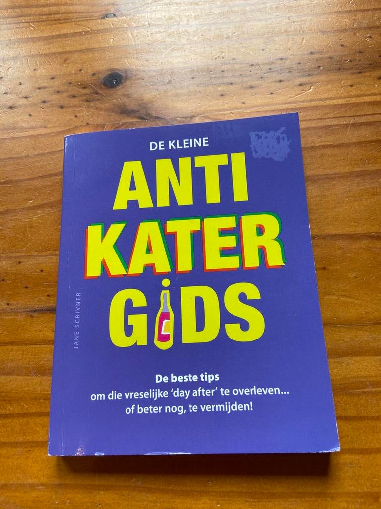 De kleine Anti kater gids Jane Scrivner, Ophalen of Verzenden, Zo goed als nieuw