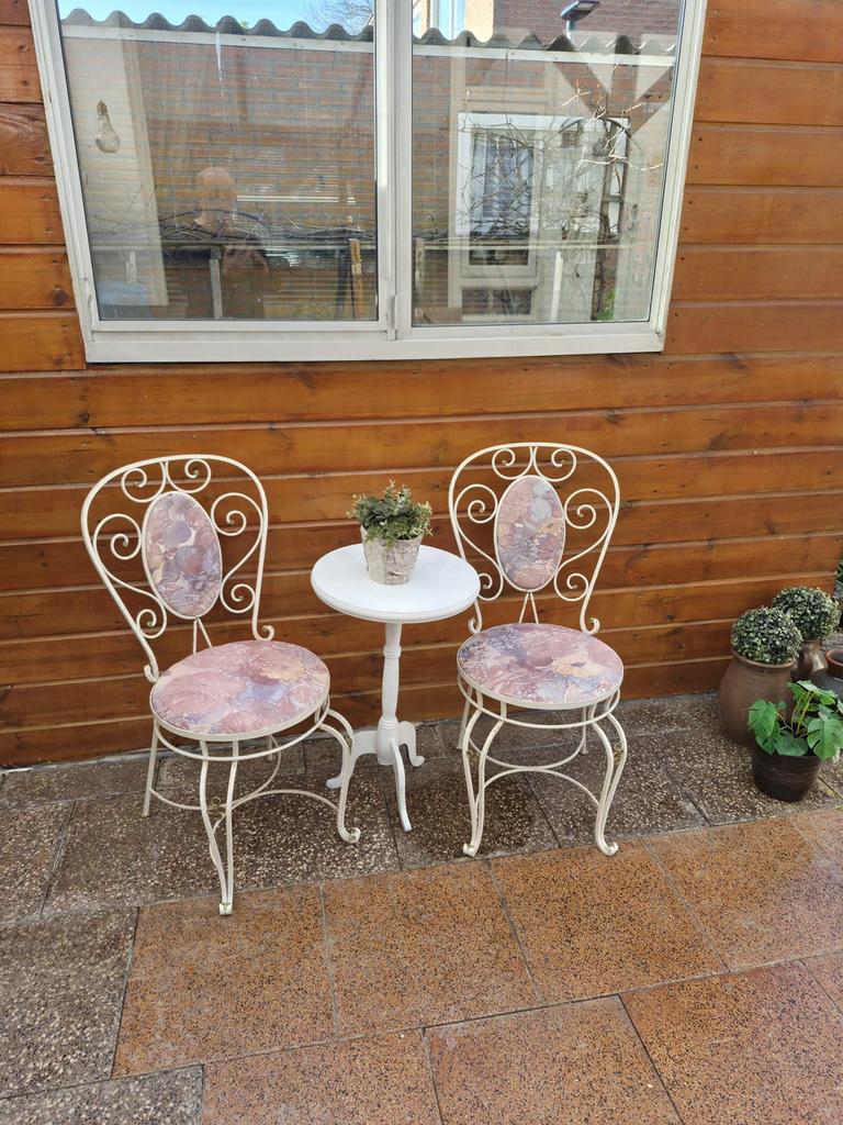 ZGAN Authentieke tuinsetje met tafel, Tuin en Terras, Ophalen of Verzenden, Zo goed als nieuw, Overige materialen, 2 zitplaatsen