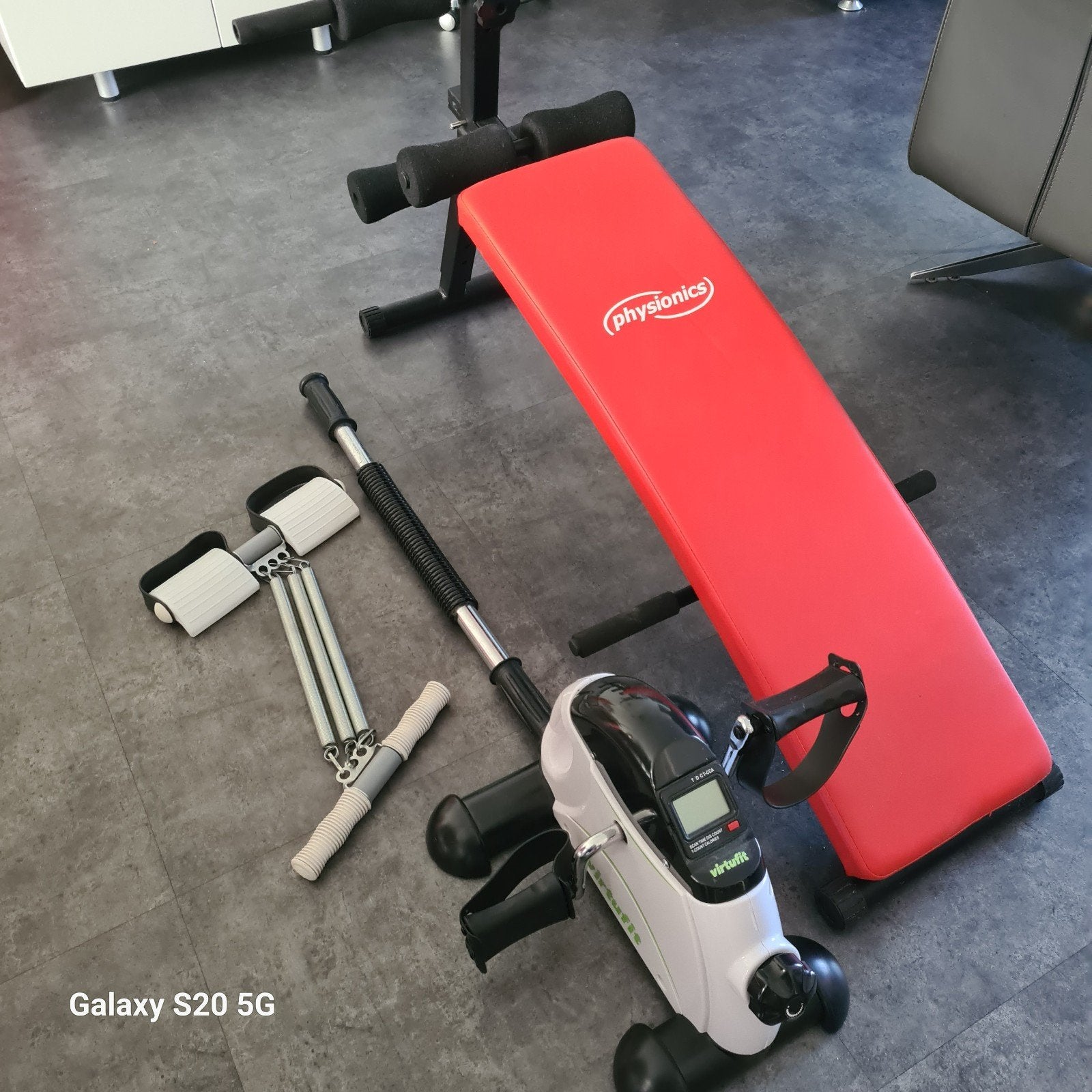 Fitness set: VirtuFit mini bike, buikspierbank, expander, Ophalen, Gebruikt, Overige typen, Buik