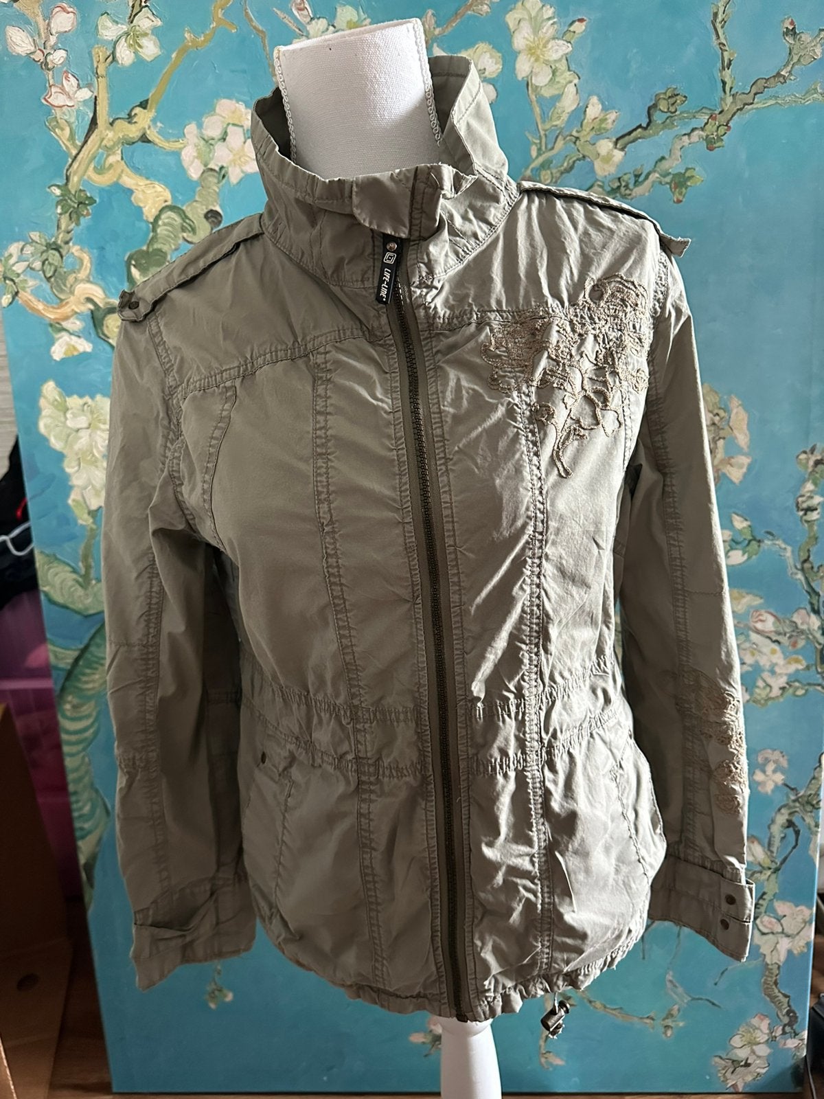 Life-Line "Stella" Utility Jas / Outdoorjack Olijfgroen, Ophalen of Verzenden, Zo goed als nieuw, Maat 36 (S), Groen