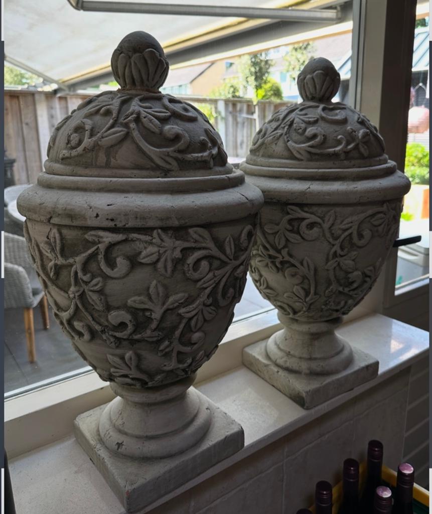 2 grote landelijke potten vazen ornament vaas pot, Huis en Inrichting, Ophalen, Overige kleuren, Aardewerk of Porselein, Zo goed als nieuw
