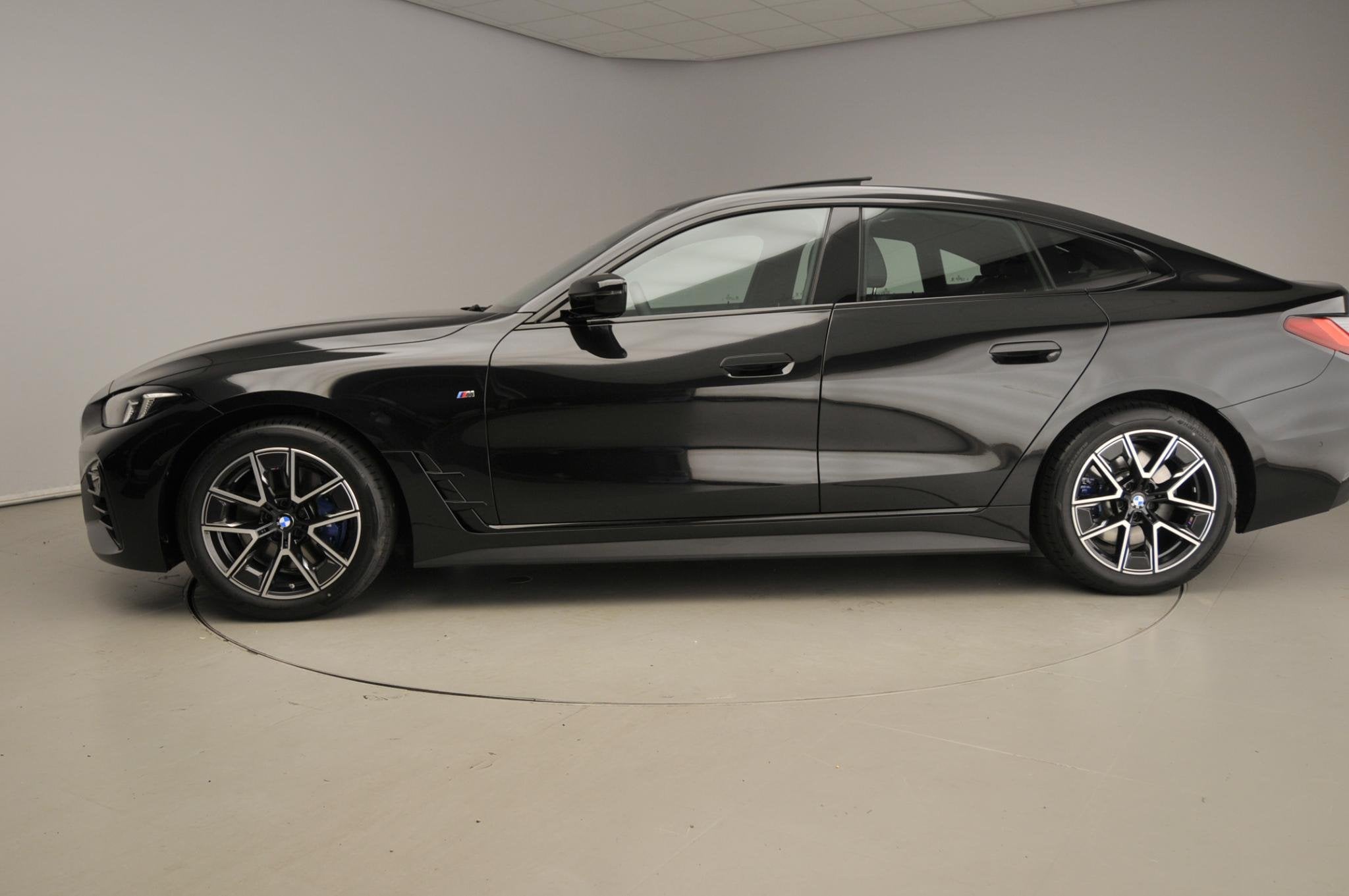 BMW 4 Serie Gran Coupé 420i | M-Sportpakket | LED | Navigat, Auto's, BMW, Automaat, Gebruikt, Met garantie (alle), Zwart