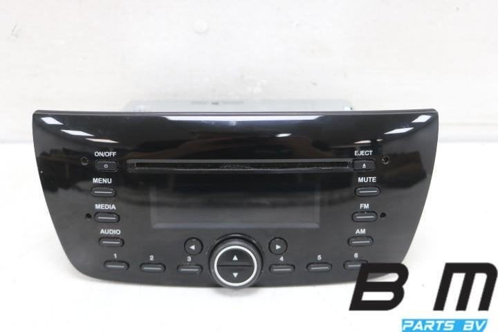 Radio Fiat Doblo Cargo 7355012410, Gebruikt