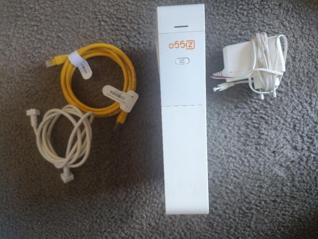 Ziggo router, Ophalen of Verzenden, Gebruikt, Router, Ziggo