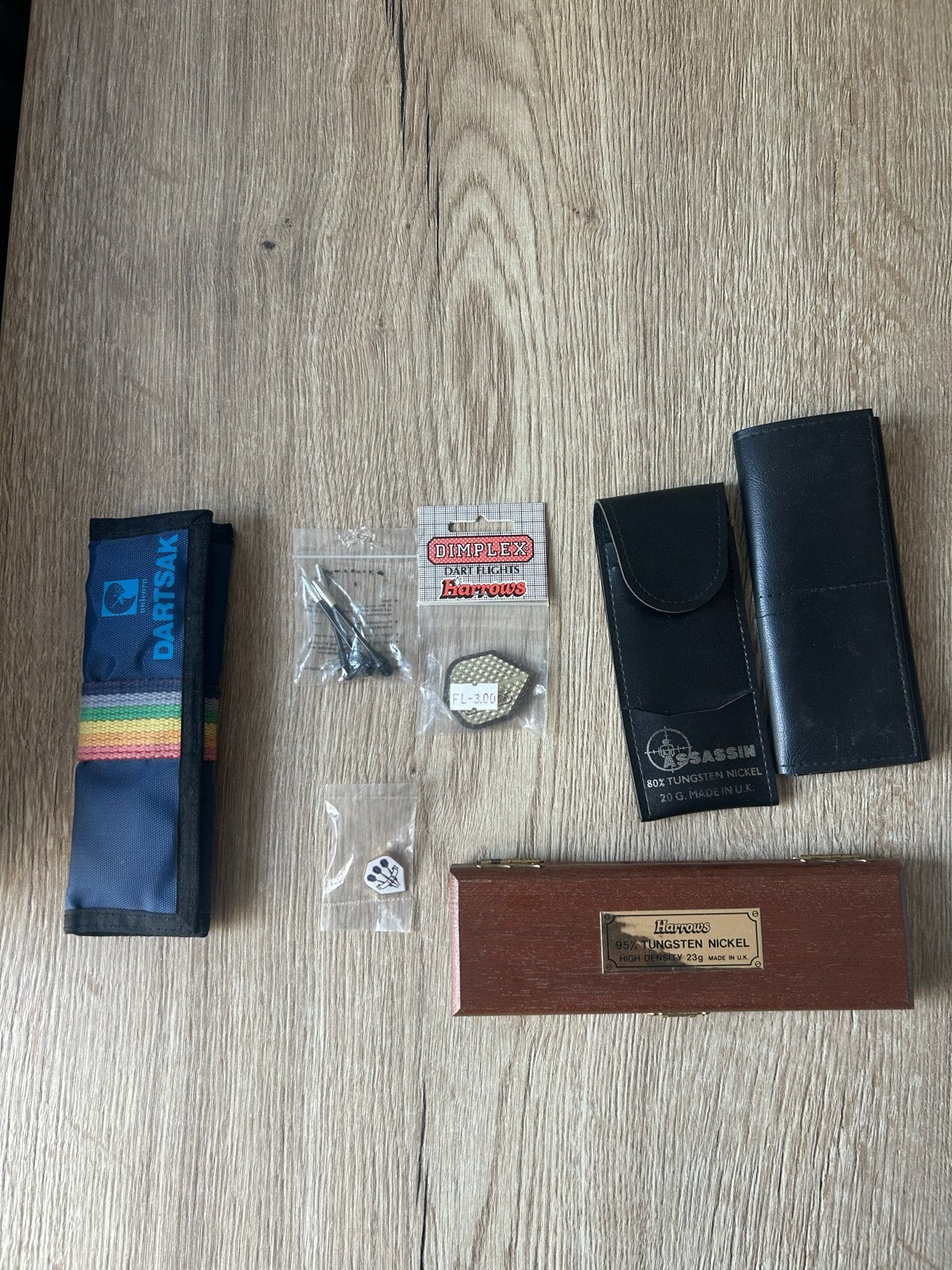 Diverse dart accessoires: shafts, flights oa Harrows doosje, Ophalen of Verzenden, Gebruikt, Overige typen