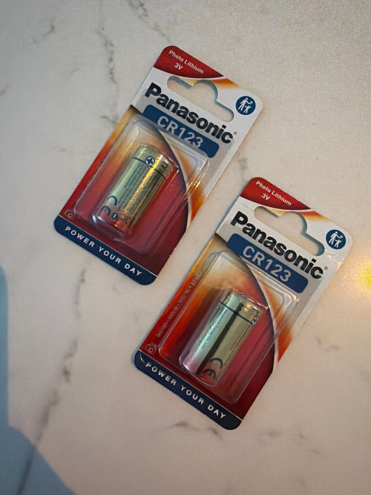 Twee nieuwe Panasonic CR123 batterijen (3V), Ophalen, Nieuw