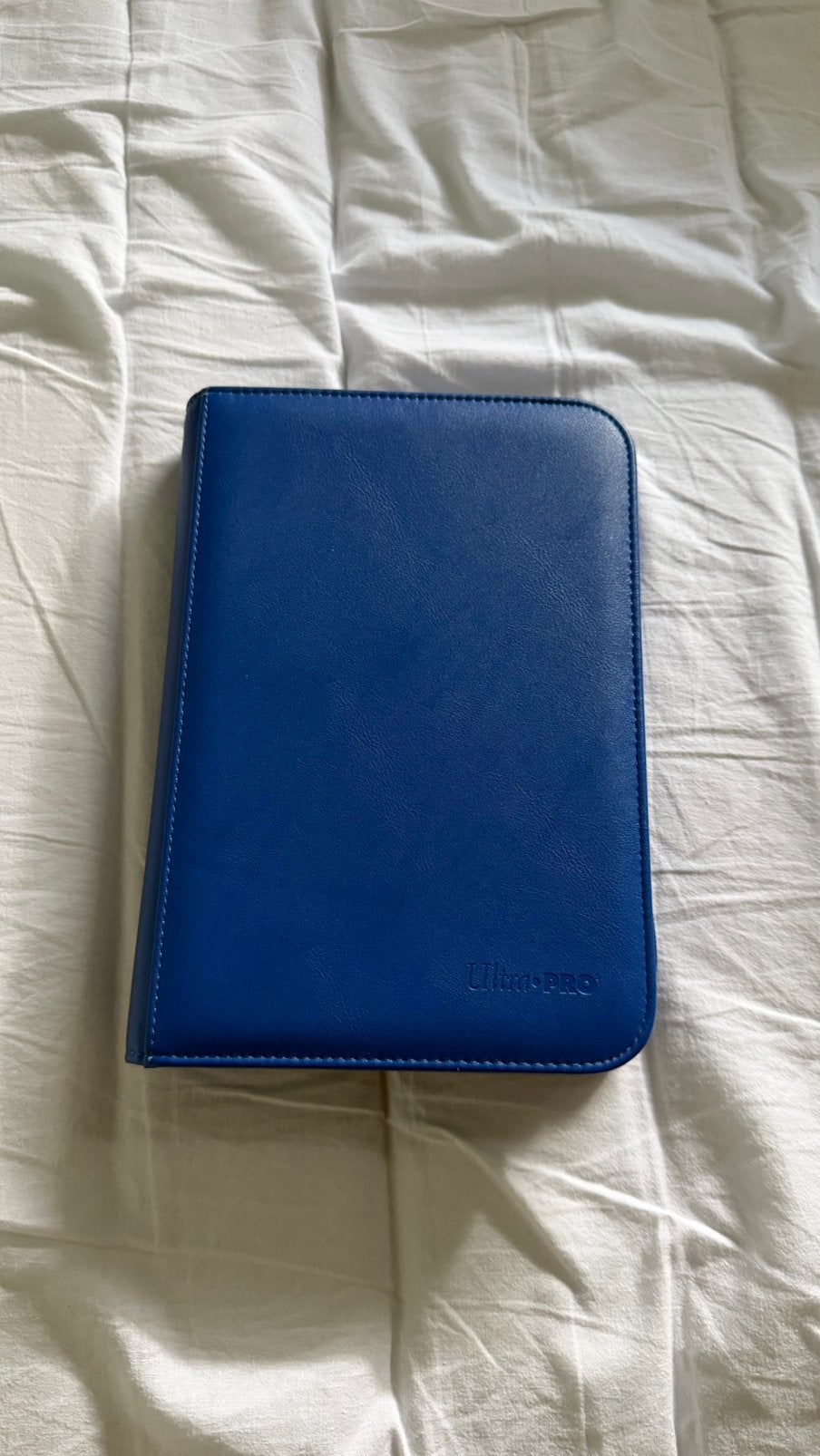 Pokemon Evolutions kaarten + Ultra pro binder blauw, Hobby en Vrije tijd, Verzamelkaartspellen | Pokémon, Ophalen of Verzenden