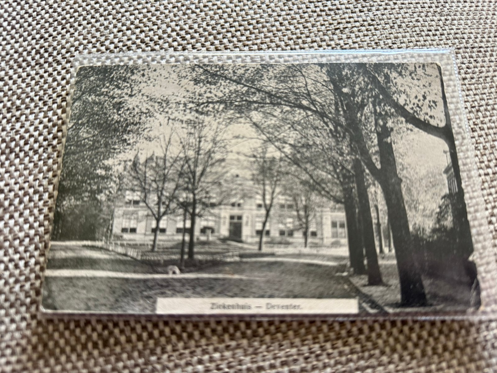 Oude ansichtkaart Deventer – Ziekenhuis, Verzamelen, Ansichtkaarten | Nederland, Ophalen of Verzenden, Voor 1920, Overijssel