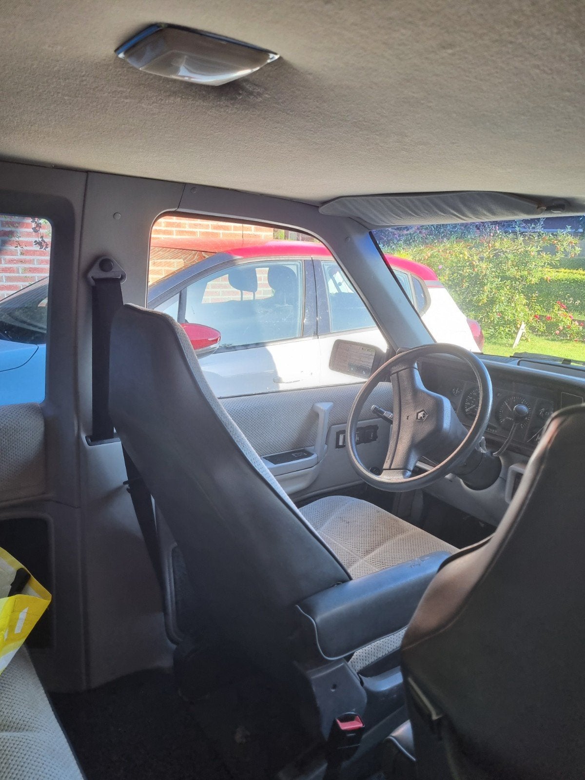 Chrysler Voyager 3.0 I SE V6 EFI AUT U9 1990 Grijs, foto 6