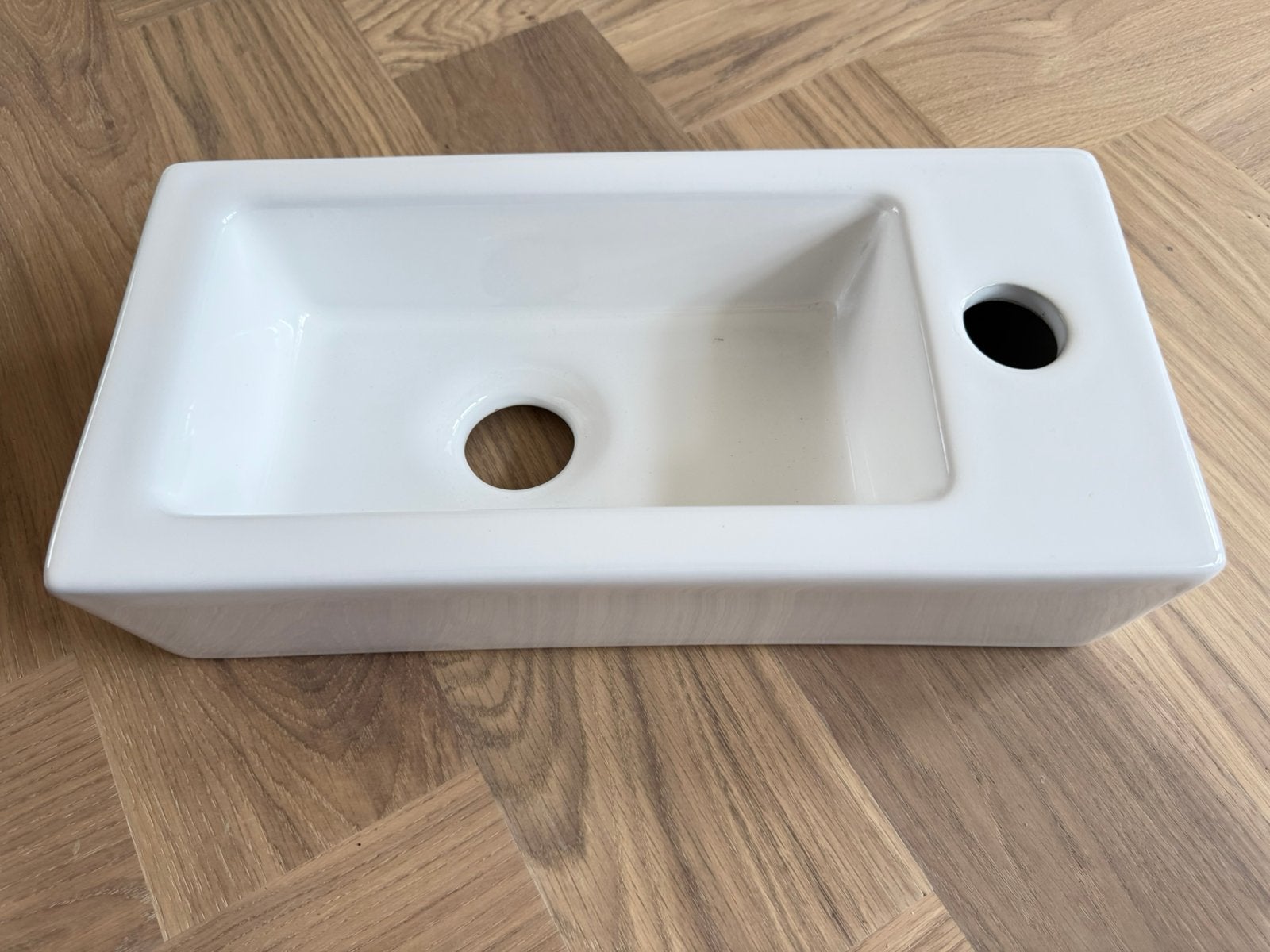 Keramisch Wasbakje voor in de WC, Ophalen, Zo goed als nieuw, Wastafel