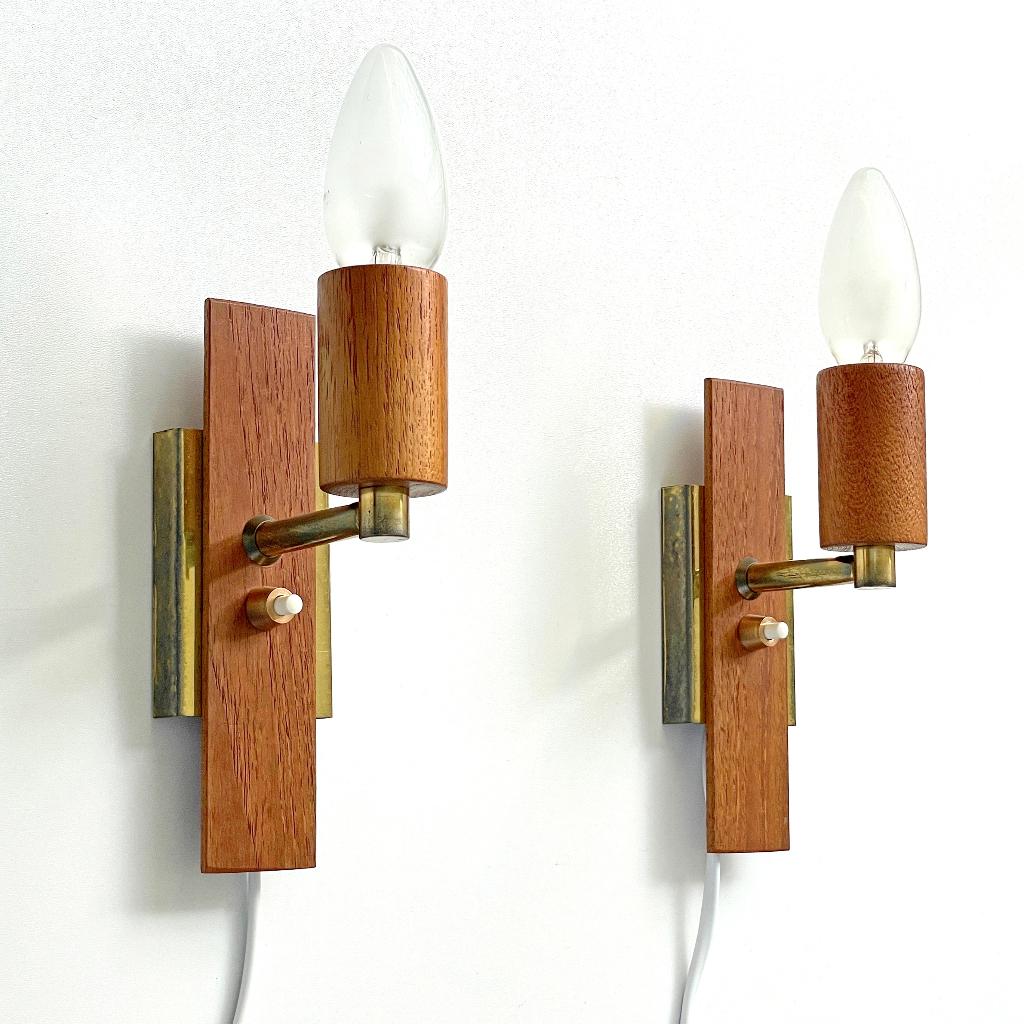 2 Scandinavisch MidCentury design wand LAMPEN teak + messing, Ophalen of Verzenden
