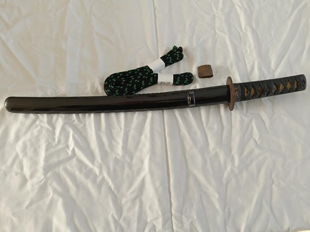 Antieke Japanse wakizashi koshirae met tsunagi , zwaard., Verzenden
