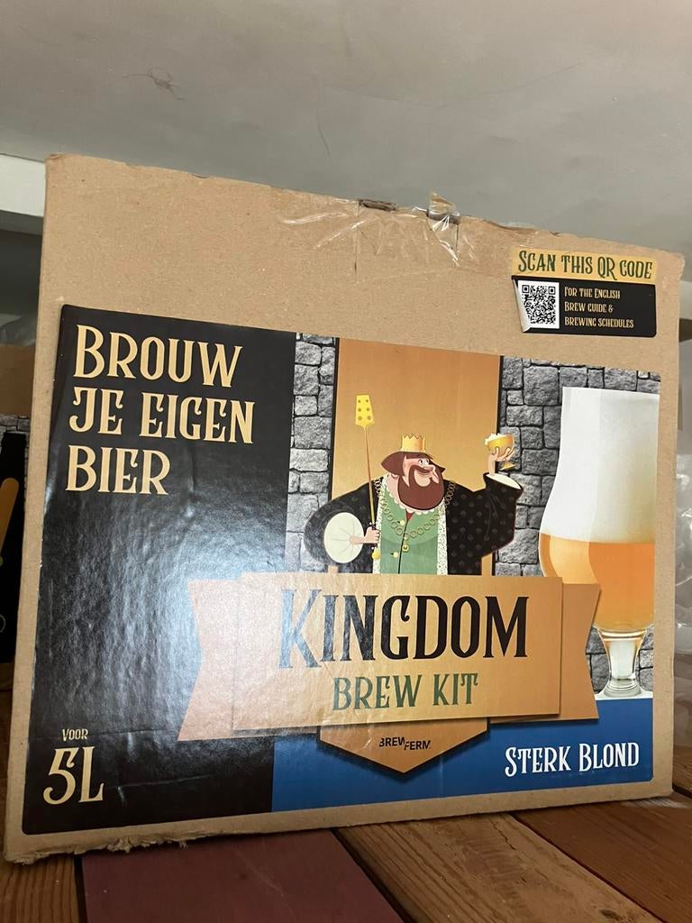 KINGDOM: Brew kit (Sterk blond) en bottling kit, Ophalen of Verzenden, Nieuw, Flesje(s), Overige merken