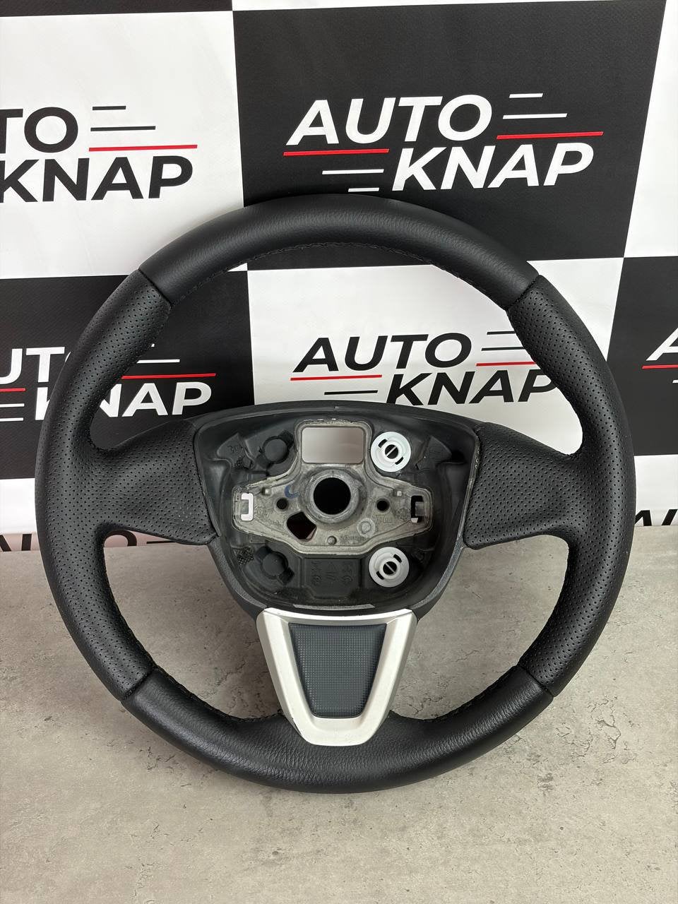 Stuur Stuurwiel Seat Ibiza NIEUW, Auto-onderdelen, Besturing, Nieuw, Ophalen of Verzenden, Seat