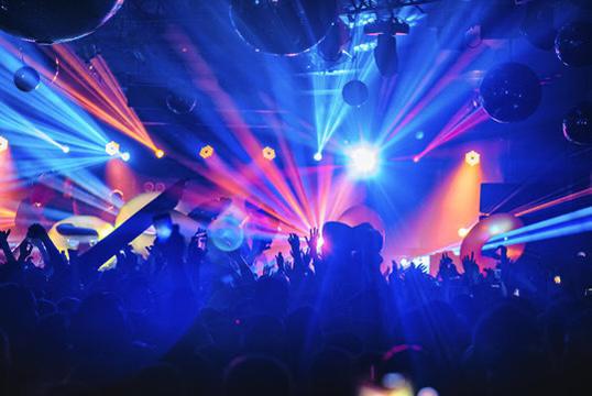 Party Set Huur | Complete Set met Licht & Geluid, Ophalen, Zo goed als nieuw, Licht, Geluidgestuurd