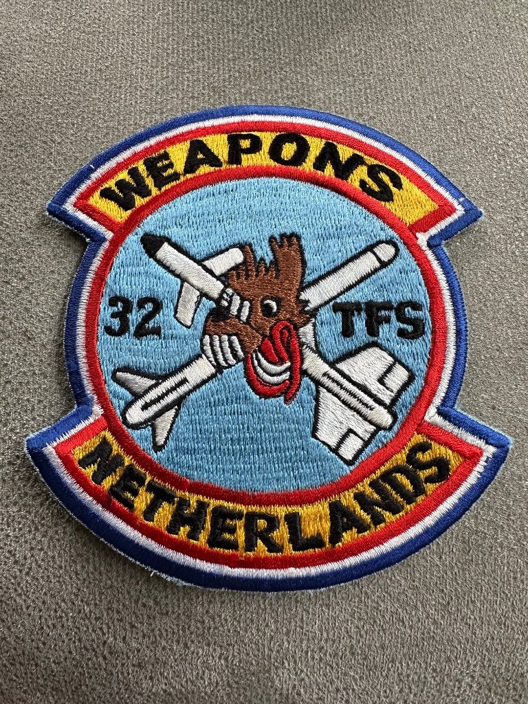 32nd TFS patch Weapons - Netherlands, Verzamelen, Verzenden, Gebruikt, Patch, Badge of Embleem