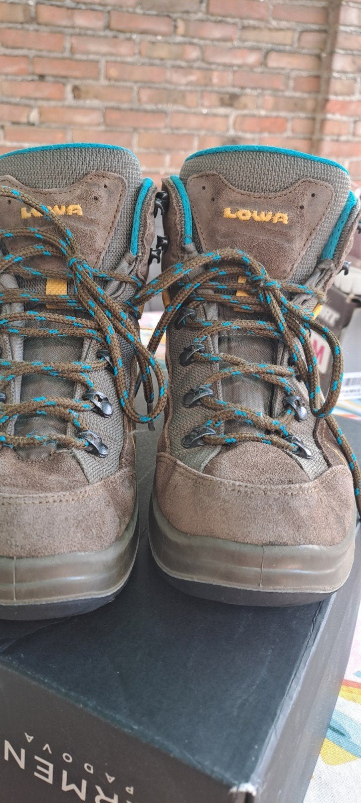 Lowa wandelschoen 38 kody 111 gtx mid junior, Ophalen of Verzenden, Zo goed als nieuw, Schoenen
