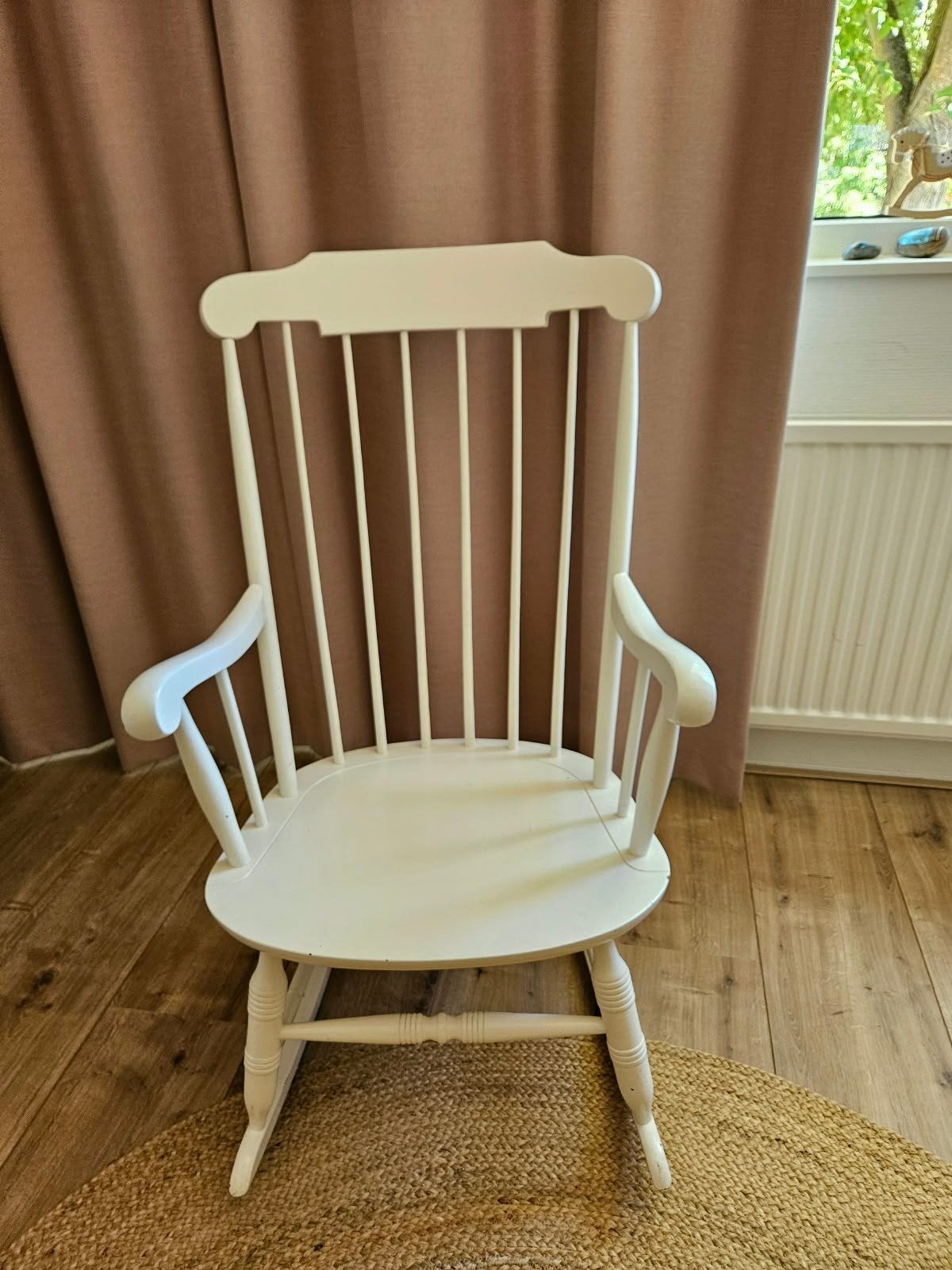 Witte houten schommelstoel, Huis en Inrichting, Stoelen, Ophalen, Gebruikt, Wit, Eén