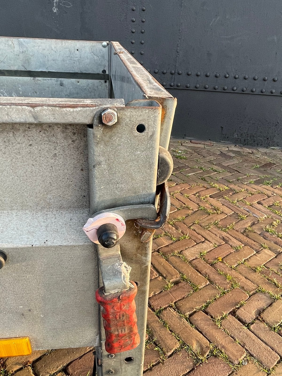 Mooie aanhanger met nieuwe bodem en verlichting, Ophalen, Gebruikt