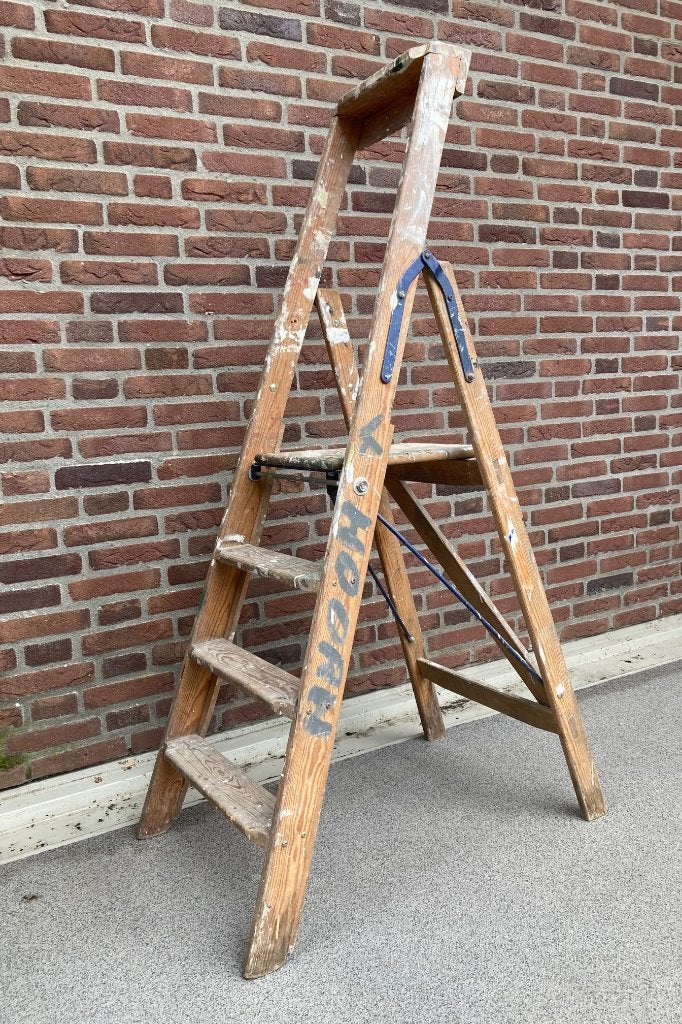 Houten trapje / ladder - 4 treden 145 hoog met 2 plateaus., Ophalen, Gebruikt, Trap, Opvouwbaar of Inschuifbaar