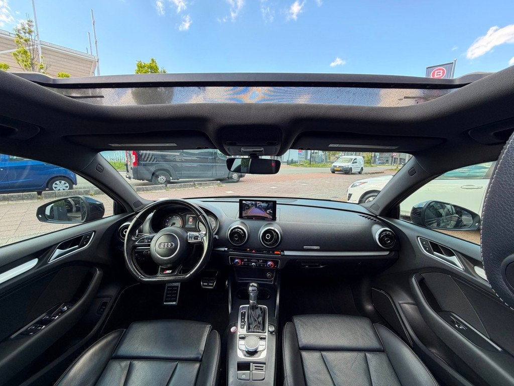 Audi AUDI S3 AUT|Clima|Cruise|NAVI|PANO|Camera|Leder!, Auto's, Audi, Automaat, S3, Gebruikt, 1984 cc