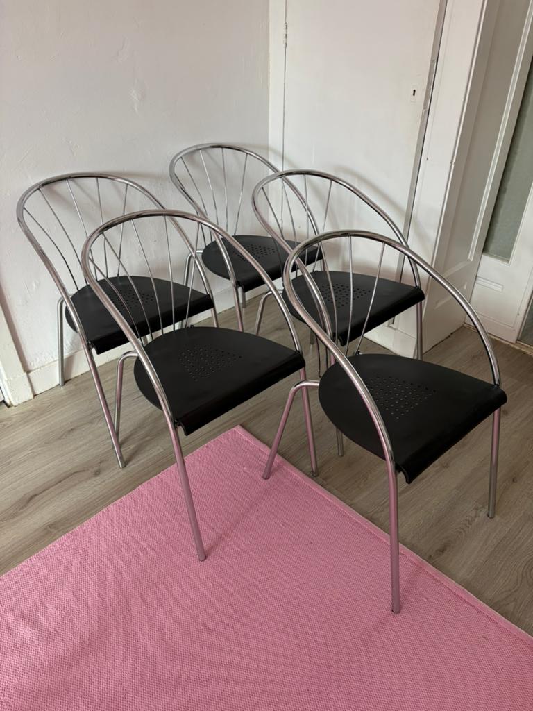 IKEA Boden stapelbare stoelen chroom - 5 stuks, Huis en Inrichting, Stoelen, Ophalen, Zo goed als nieuw, Zwart, Metaal
