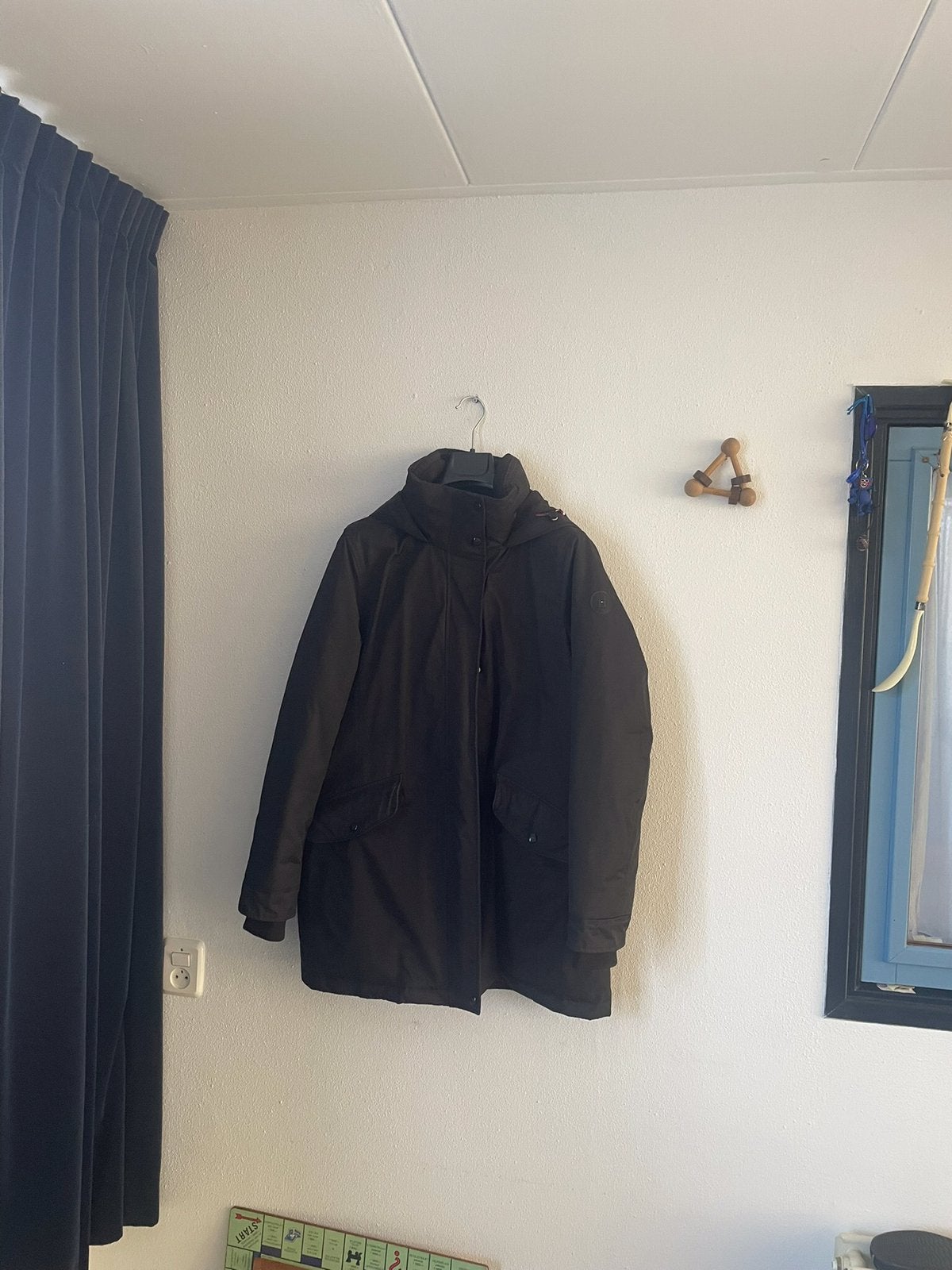 Een zo goed als nieuwe zwarte "Tommy Hilfiger" Jas Maat XXL, Kleding | Dames, Jassen | Winter, Zwart, Maat 46/48 (XL) of groter