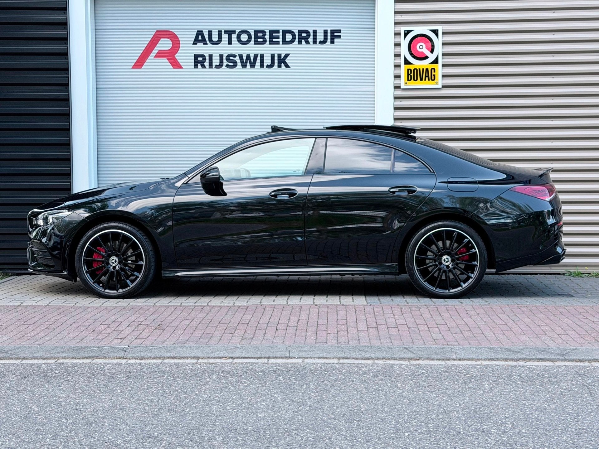 Mercedes-Benz CLA-klasse 250 e AMG Line Pano/Burmester/Camer, Gebruikt, Euro 6, 4 cilinders, 15 kWh
