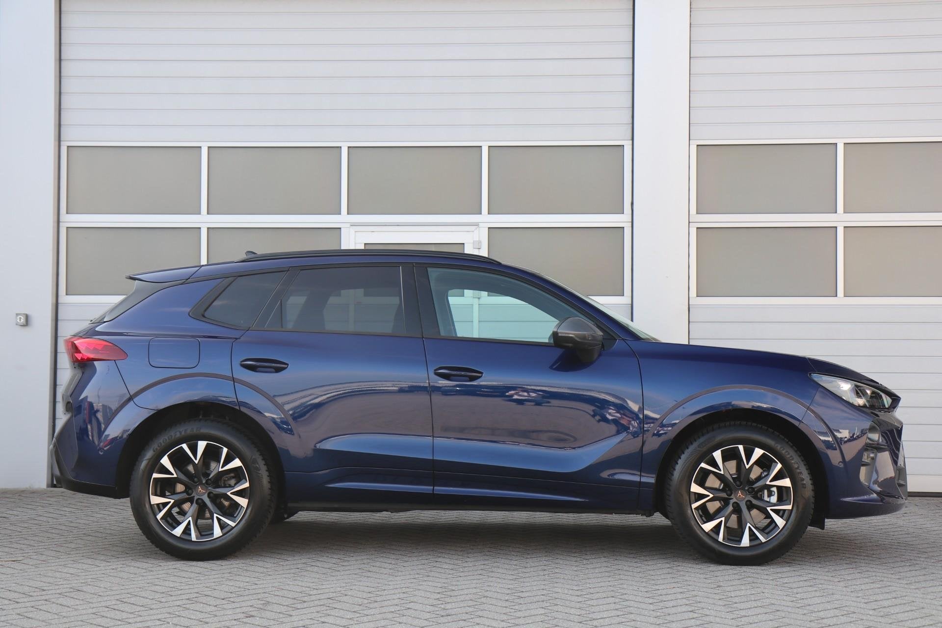 CUPRA Terramar 1.5 TSI 204pk e-Hybrid Business | Navigatie |, Auto's, 12 maanden, 1798 kg, 4 cilinders, Alcantara